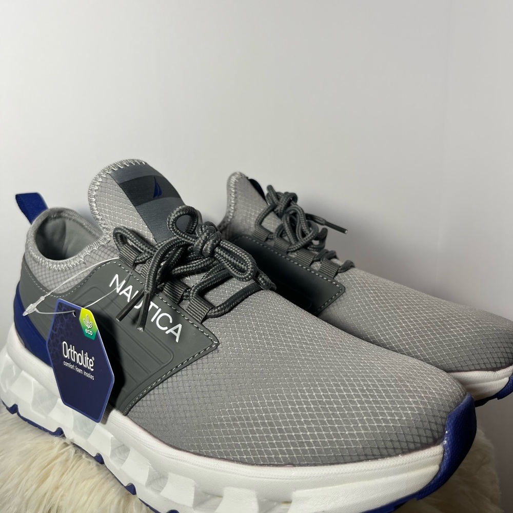 Nautica Men's Gray and Blue Sneakers